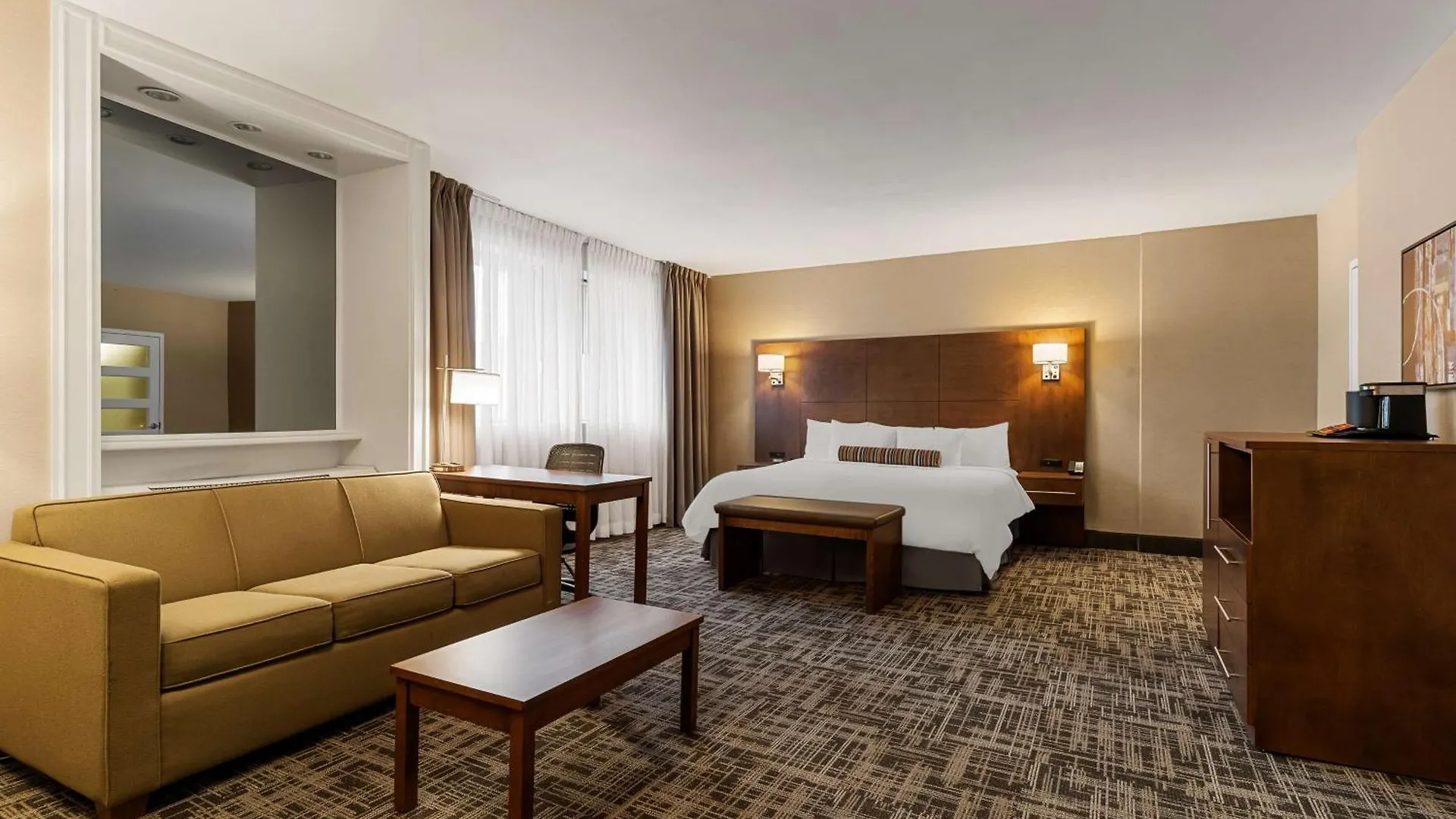 Best Western Ville-Marie Hotel & Suites Montreal 4*,