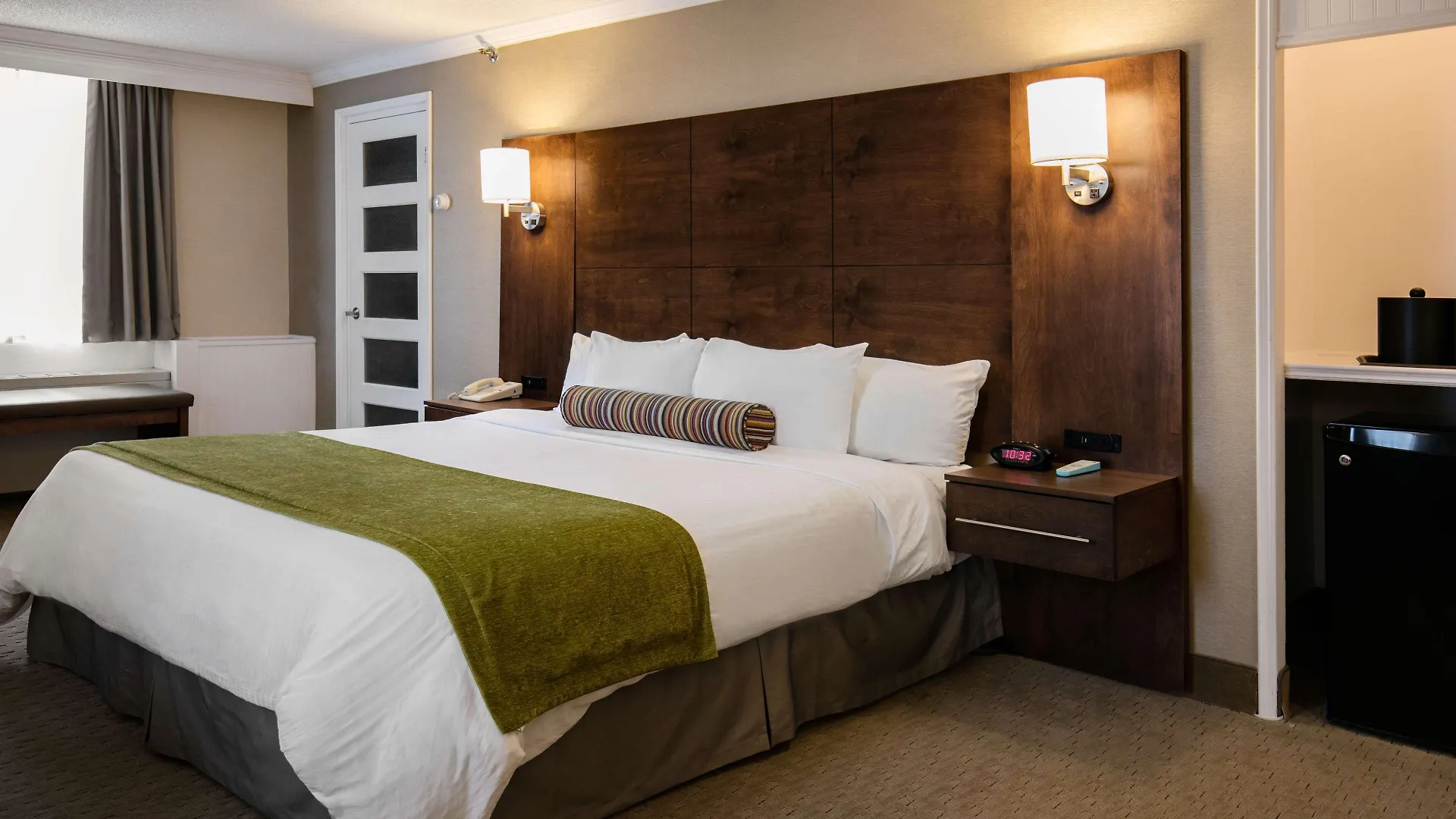 Best Western Ville-Marie Hotel & Suites Montreal