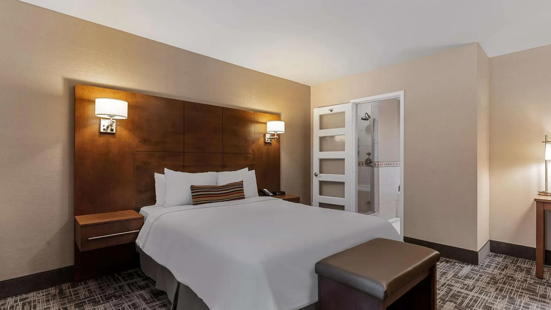 Best Western Ville-Marie Hotel & Suites Montreal