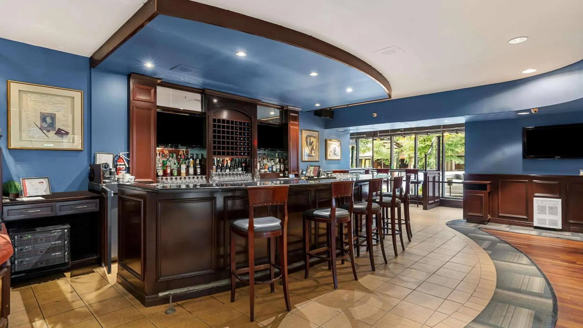Best Western Ville-Marie Hotel & Suites Montreal Canada