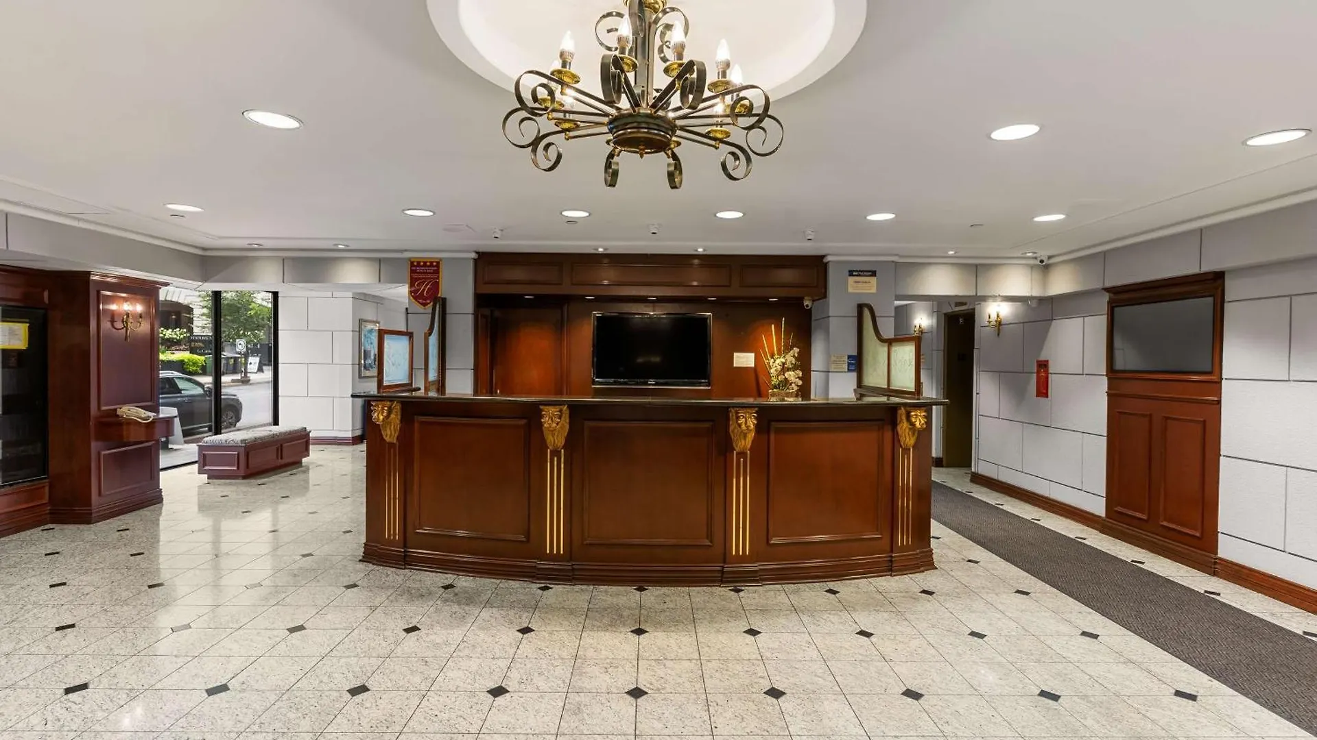 Best Western Ville-Marie Hotel & Suites Montreal 4*,